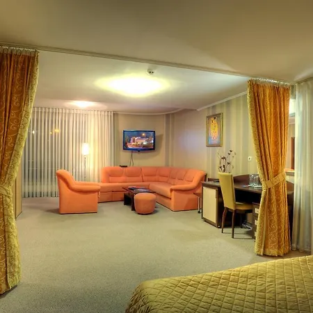 Luxor Отель Смолян